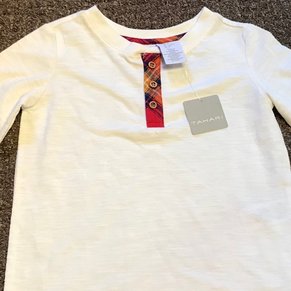 NWT Christmas Tahari perfect match girls long sleeved top in IVORY size 4T.